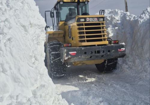 تلاش برای باز کردن راه مواصلاتی 