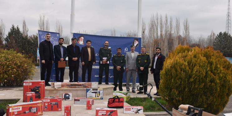 رونمایی